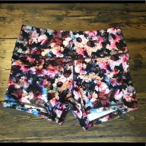 Fleo Power High Rise ‘Dark Floral’ Shorts